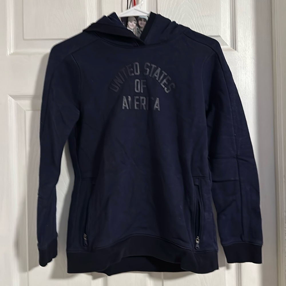 Under Armourr hoodie